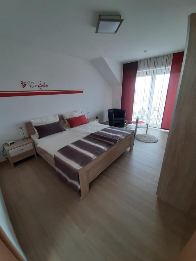 Casa La Vino Apartment Leiwen Ngoại thất bức ảnh