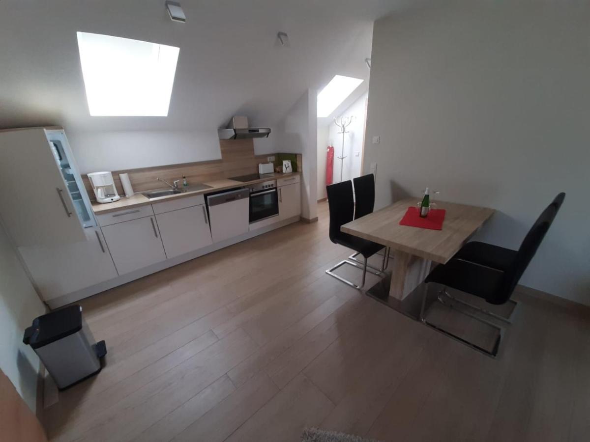 Casa La Vino Apartment Leiwen Ngoại thất bức ảnh