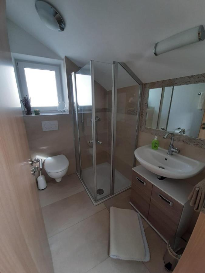 Casa La Vino Apartment Leiwen Ngoại thất bức ảnh