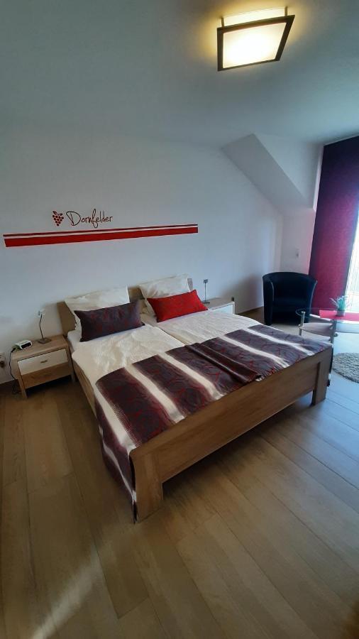 Casa La Vino Apartment Leiwen Ngoại thất bức ảnh
