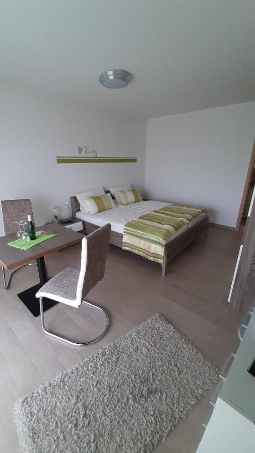 Casa La Vino Apartment Leiwen Ngoại thất bức ảnh