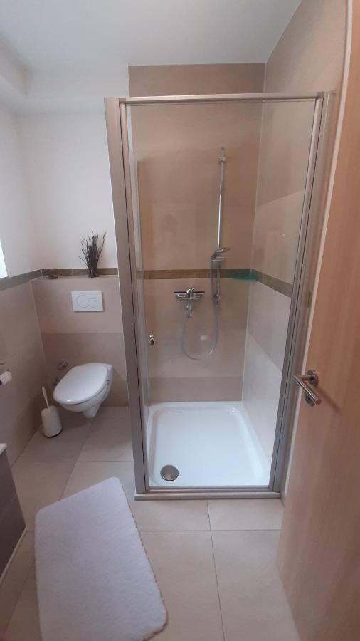 Casa La Vino Apartment Leiwen Ngoại thất bức ảnh